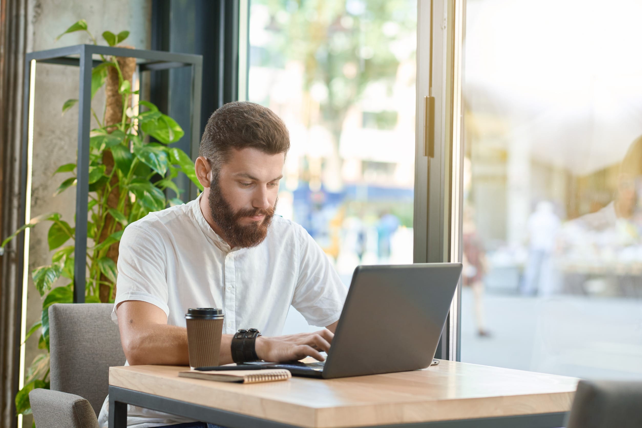 Work-Life Balance: 12 Ways Men Can Achieve It in High-Pressure Jobs