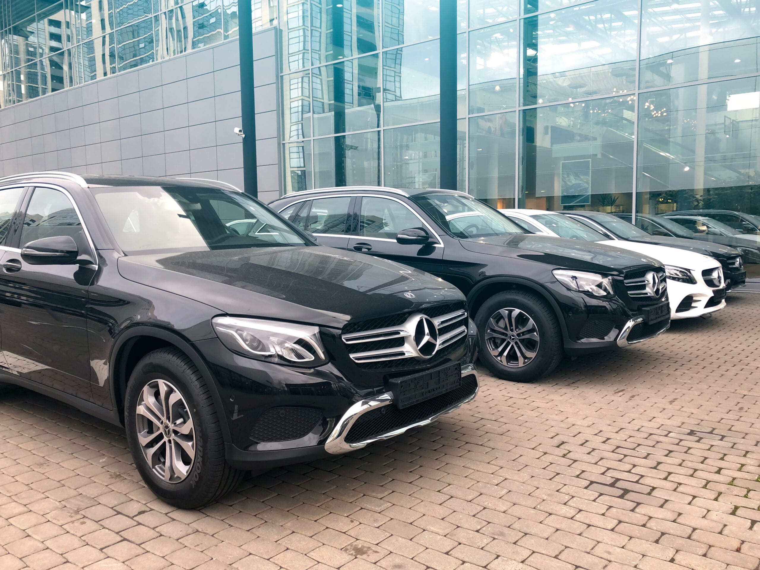 9. Mercedes-Benz GLS