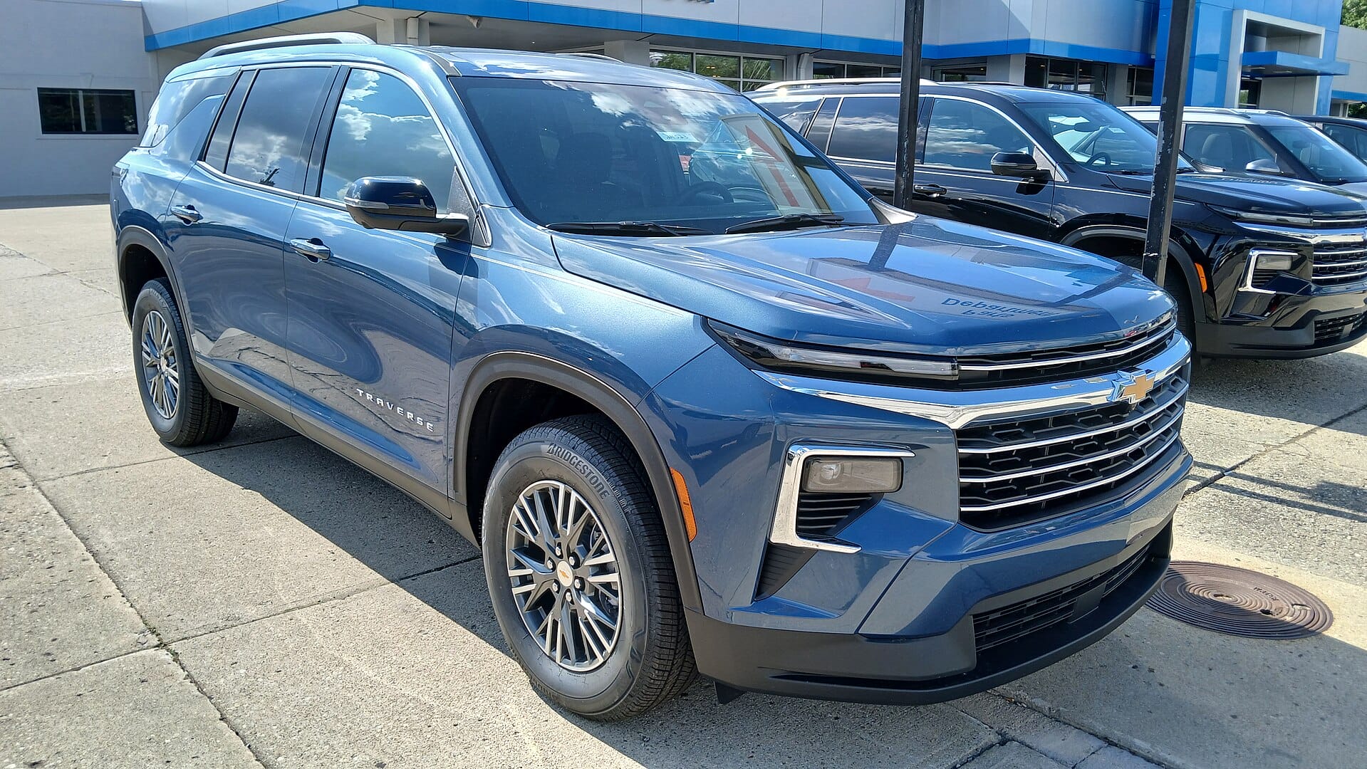 SUVs made in America - Chevy Traverse