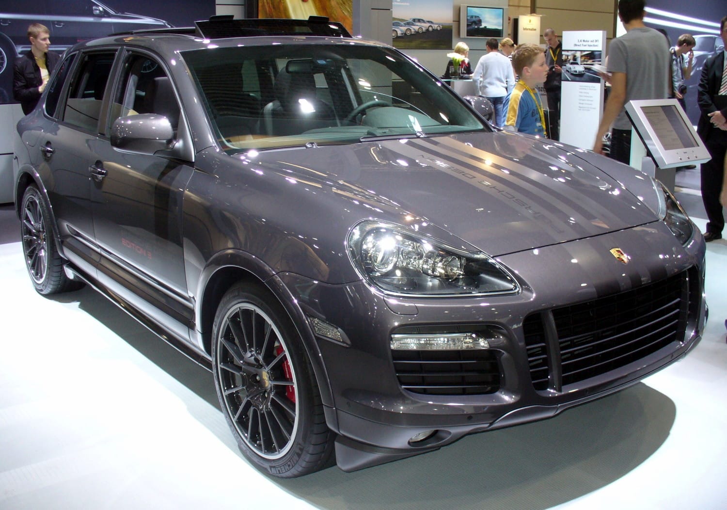 5. Porsche Cayenne Turbo (955)