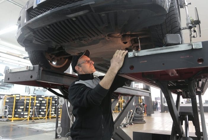 Georgia Drivers Are Dealing With Longer Repair Times As Technician Shortages Rise Nationwide