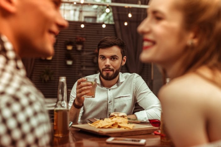 These Are 8 Things You Should Never Say to a Single Friend in February