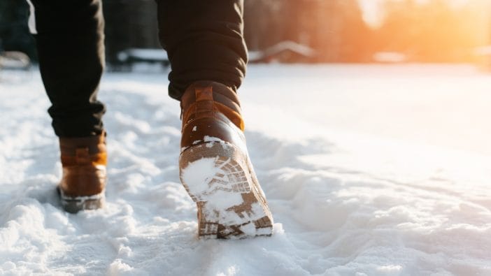 Here Are 8 Subtle Ways Winter Changes How Men Carry Themselves