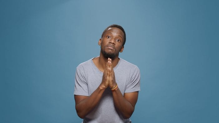 These Are 9 Behaviors That Make You Look Less Confident Than You Actually Are