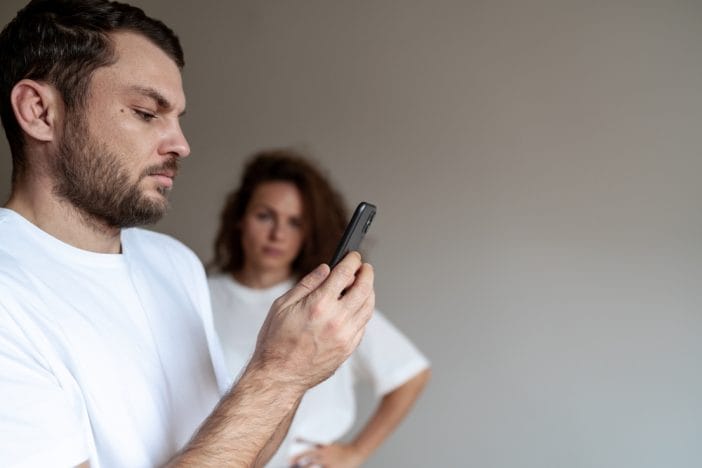 8 Things a Married Man Should Never Do With Another Woman, According to Relationship Experts