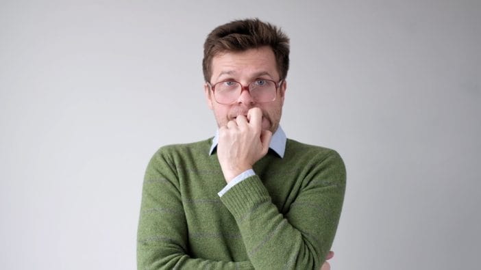 These Are 9 Behaviors That Make You Look Less Confident Than You Actually Are