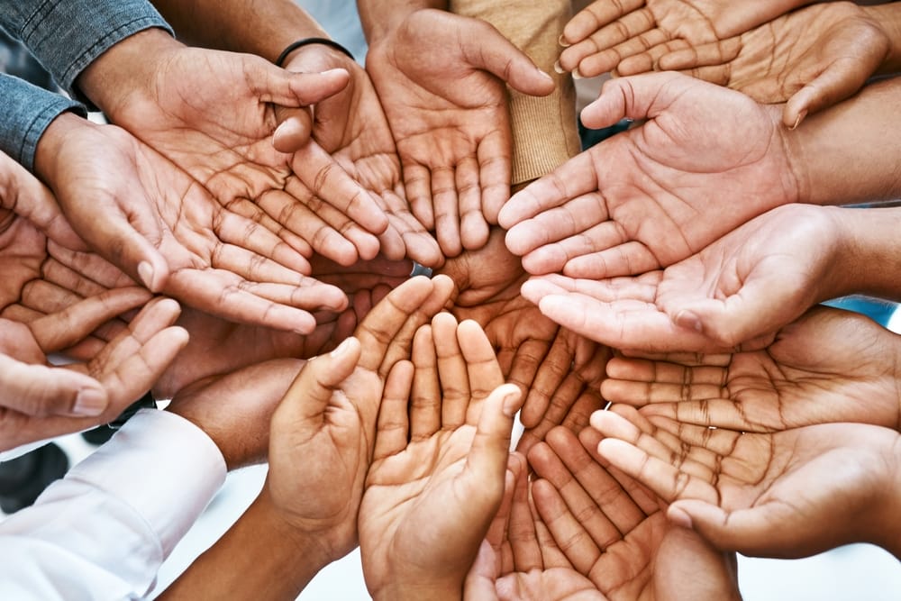 giving hands