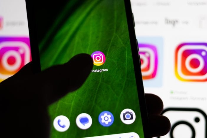 The 'Digital Detox' Status Symbol: Why Not Having an Instagram is the New 'High Value' Flex for Men