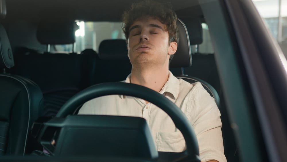 Here Are 6 Driving Behaviors That Damage Both Car And Body