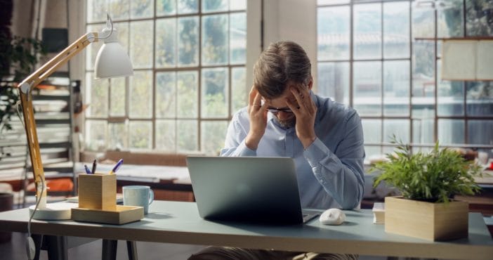 These Are 6 Lifestyle Choices That Accelerate Mental Fatigue